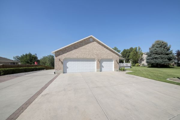 Freestanding Garage Service